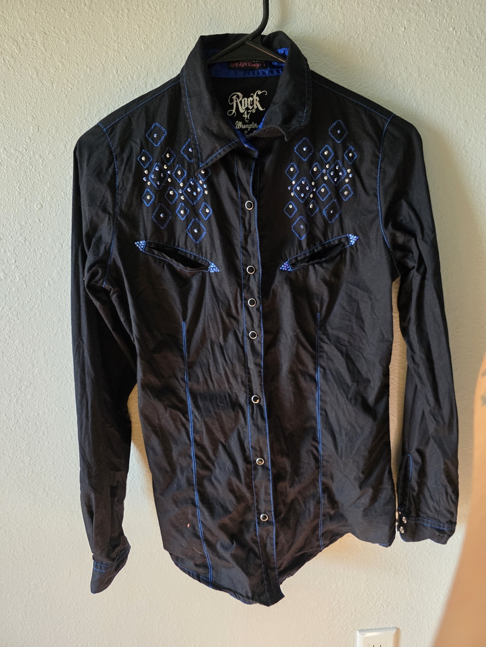 Rock & Republic Black Button-Down Shirt with Blue Accents